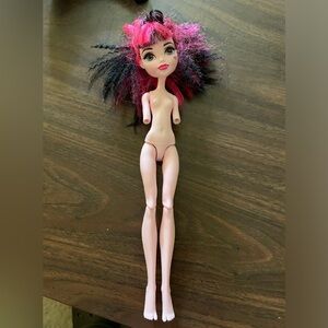 Monster High Draculaura Heart Face Armless Doll